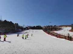 -蓟洲国际滑雪场
