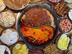 -赵美丽·重庆社区火锅·直营店(火车东站·中豪国际店)