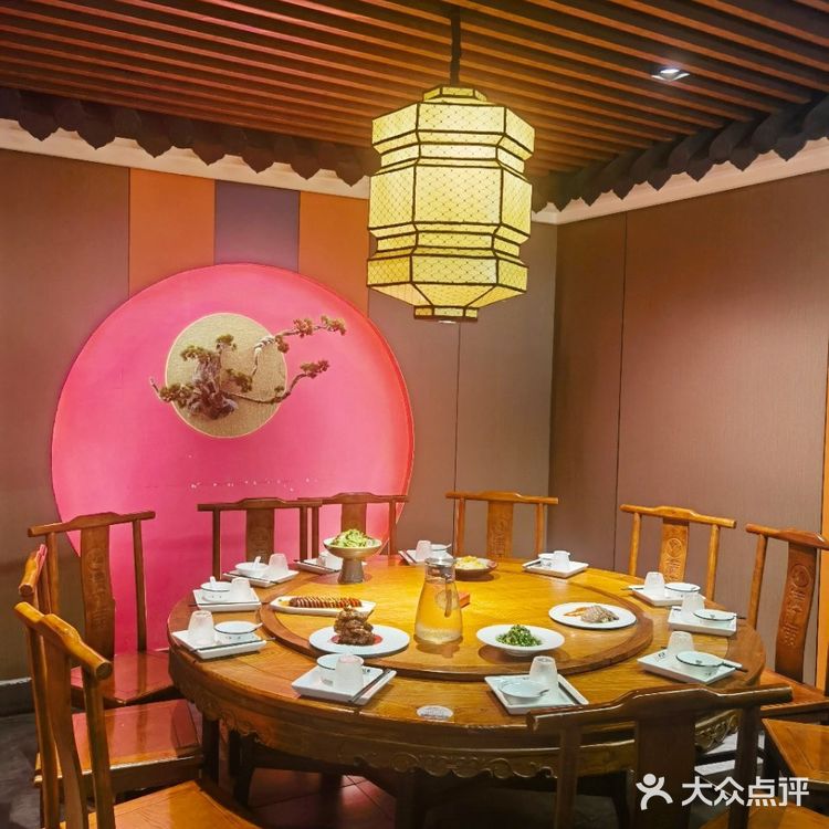 不愧是本地人安利的苏帮菜️  在拙政园附近