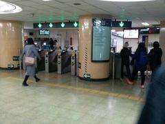 -建国门(地铁站)