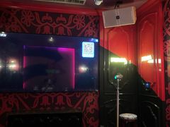 -UK派对KTV(日月广场店)