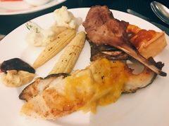 -圣丰索菲特·2 On 988 Café 自助餐厅