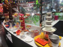 -四海一家自助餐(益田假日广场店)