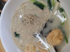 -陈永春干拌鱼汤·馄饨·小笼(富川瑞园店)