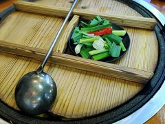 -曹丞相·地锅鸡·地锅鱼(武林店)