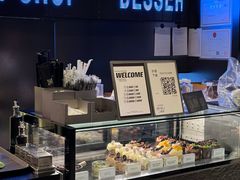 -W COLLECTIVE  DESSERT SHOP