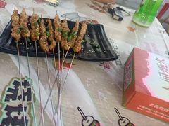 -老街烧烤大排档·地道湖北菜·龙虾馆(汉口火车站店)