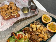 -露露家咖啡店