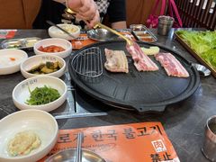 -彭妈家•韩国烤肉料理(张杨路店)