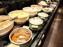 -岷山饭店-芝芝自助餐厅