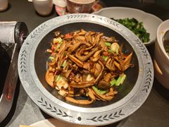 干锅鹿茸菌-知楚•精致湖北菜(武商MALL店)