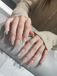 -丽心自助美甲美睫