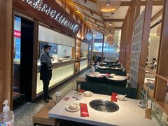 -三人行骨头王火锅(长寿店)