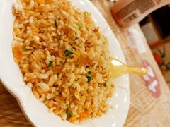 -江城燕子大排档(江汉路步行街店)