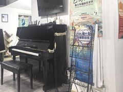 -梅纳·钢琴声乐架子鼓Mena Music(双井店)