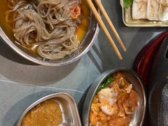 -围炉肉舍•炭烤活鳗•丹东海鲜烤肉(步行街店)