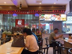-钟方模白家肥肠粉(春熙店)