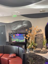 -TOP HAIR SALON