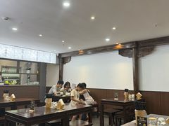 -蟹上黄·蟹黄面·江南糖水(人民广场店)