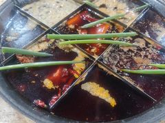 -正南齊北重庆老火锅(光华村直营店)