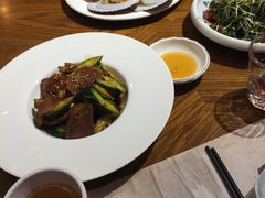 -青瓦餐厅·生鱼片·韩园烤肉(西塔店)