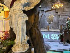 -暴风岛沉浸式体验馆(百联世纪店)