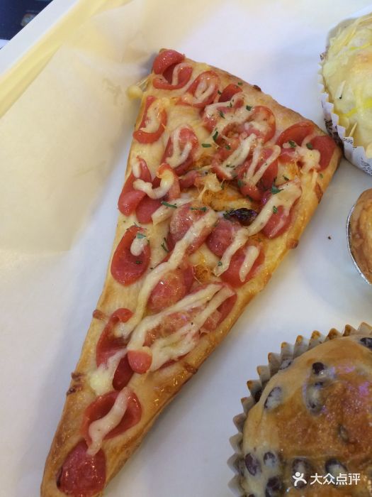 爱丽丝面包工坊丹麦披萨图片