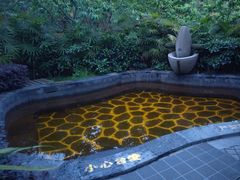 -御泉湾养生汤泉