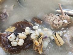 -红旗山庄(圭峰山店)