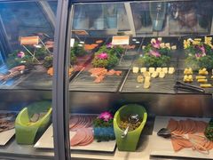 -宝利来国际大酒店-凤凰阁旋转餐厅