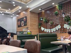 -佰搭果·广式茶餐厅(西华路店)