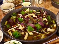 -去吃小龙虾·江湖菜·烧烤(南滨路店)