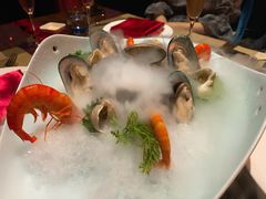 -YUE·6·西式融合餐厅(外滩六号店)