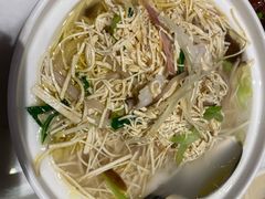 -满江红四季餐厅 · 国家五钻级酒家(新纪元大酒店店)