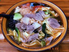 牛肉烩面-伊清斋牛肉面(华佗路店)