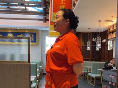 -阿瓦山寨·湘菜现炒·剁椒鱼头王(咸阳总店)