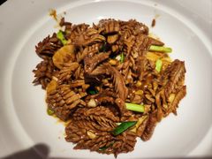 -闫府私房菜·老字号(恒隆店)