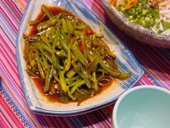 -香巴拉云南餐厅(华莱坞店)
