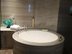 -无锡瑞廷西郊酒店·悦湖景观餐厅
