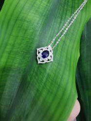 -威德钻石-克拉钻大本营(南京东路店)