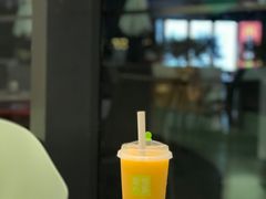 -奈雪的茶(优特汇店)
