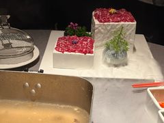 -左庭右院鲜牛肉火锅黑金店(陆家嘴中心店)