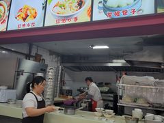 -胡成记口蘑龙眼包子(盐道街店)