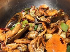 -七欣天香辣蟹火锅(无锡金太湖国际城店)