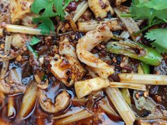 火爆脆肠-小杨翘脚牛肉