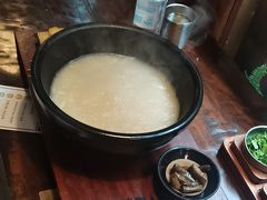 -银米·云南传统过桥米线(双廊黑金冠店)