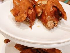 烤乳鸽-粤小馆(天安云谷店)