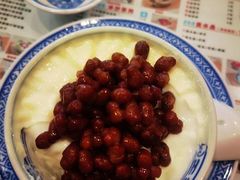 -广信牛奶甜品世家(台东店)