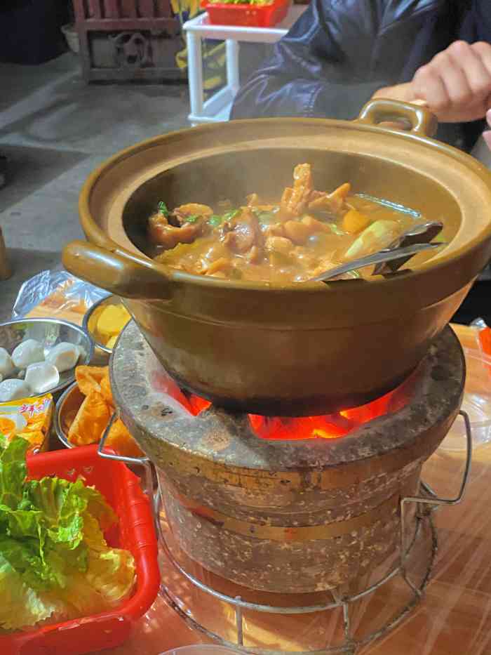 凤姐·炭炉鸡煲-"#位置# 宝藏店面,藏得很深很不起眼,在..."-大众点评