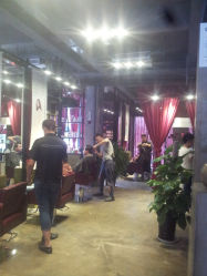 -In Style Hair Salon